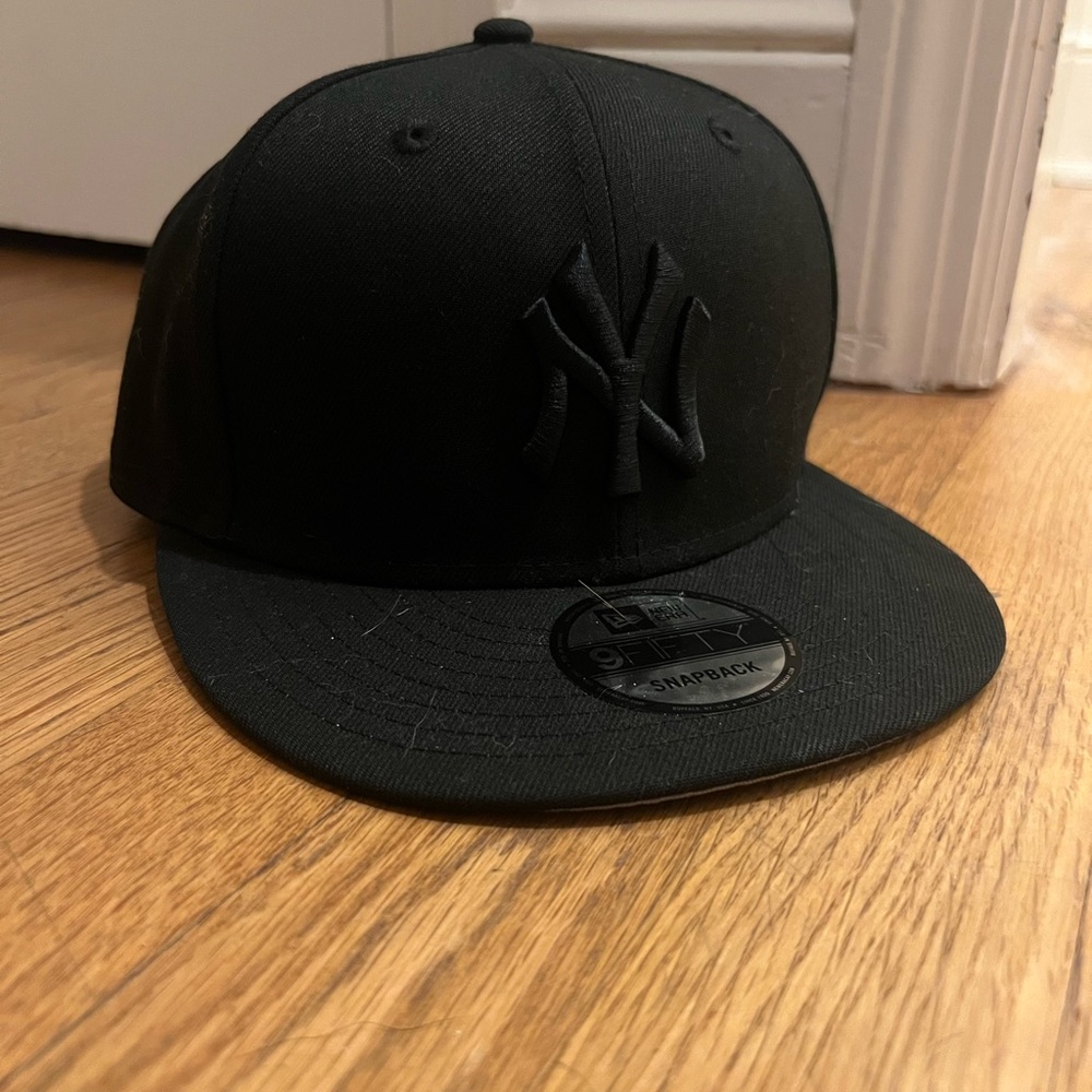 Black Official New York Yankees Baseball Cap